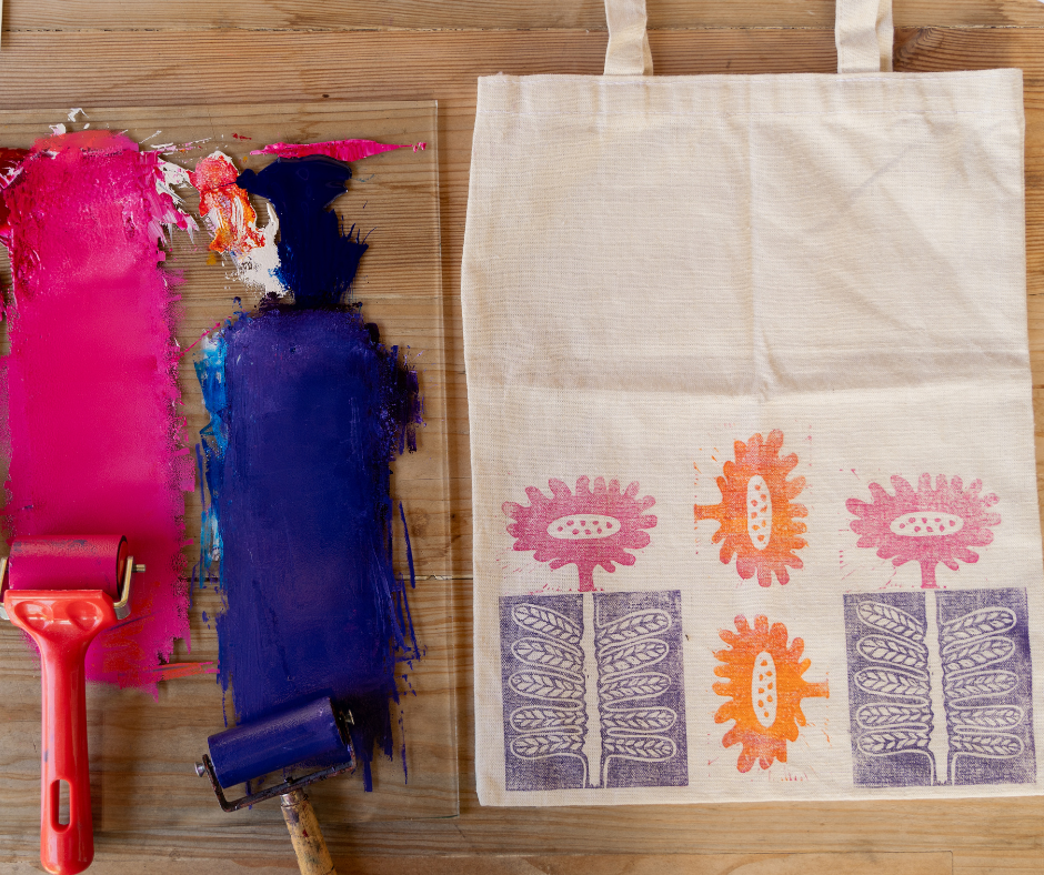 How to personalise tote bags with custom designs