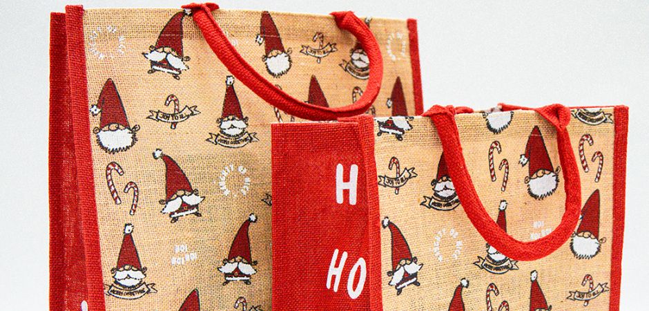 Environmental benefits of using reusable Christmas Carrier Bags